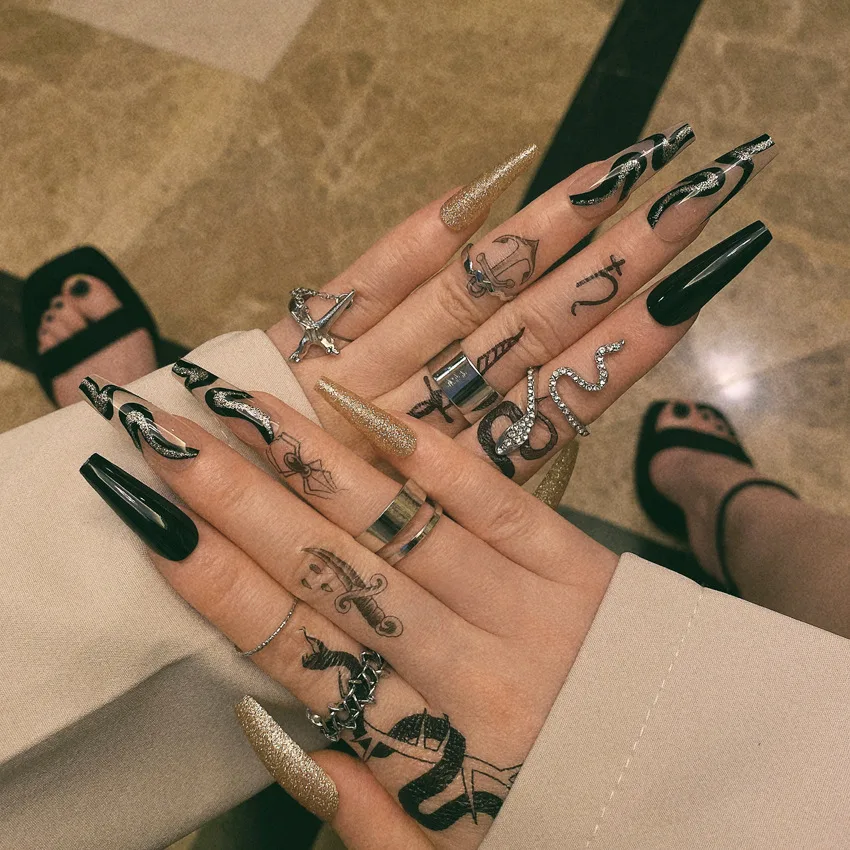 A2023 — Press-On Nails product photo 1