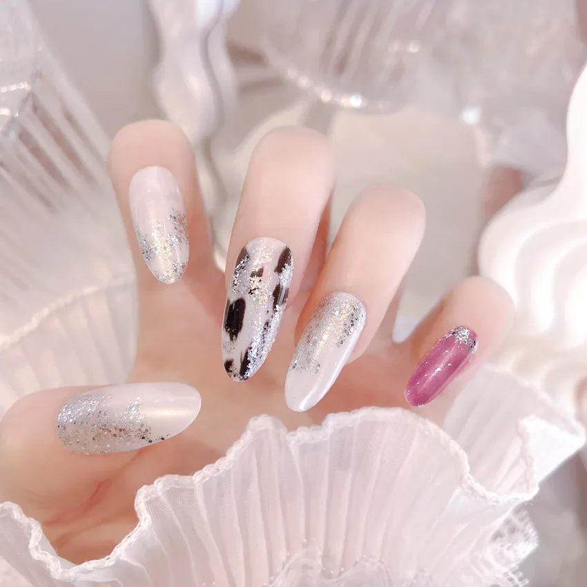 A8565 — Press-On Nails product photo 1