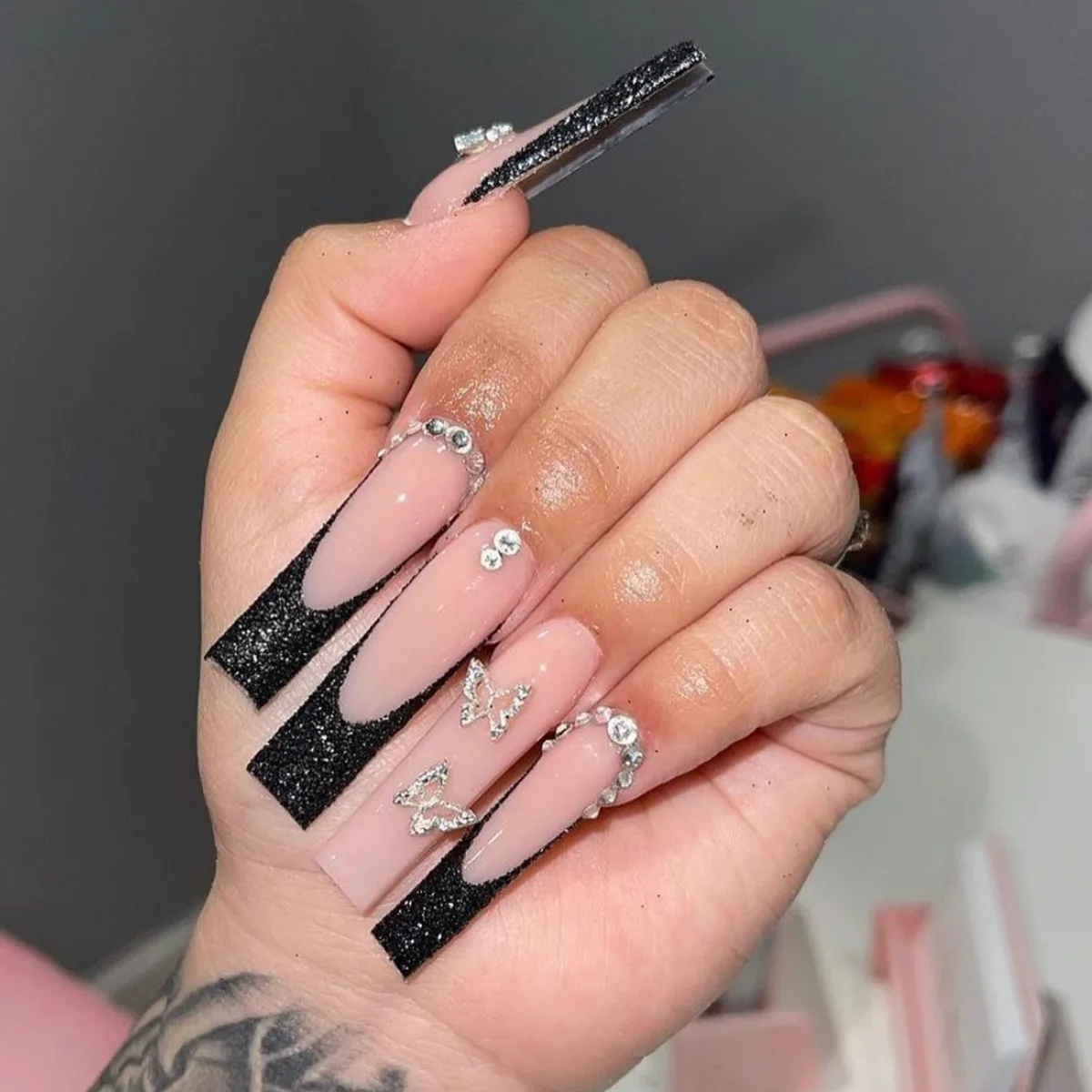 B0213 — Press-On Nails product photo 1