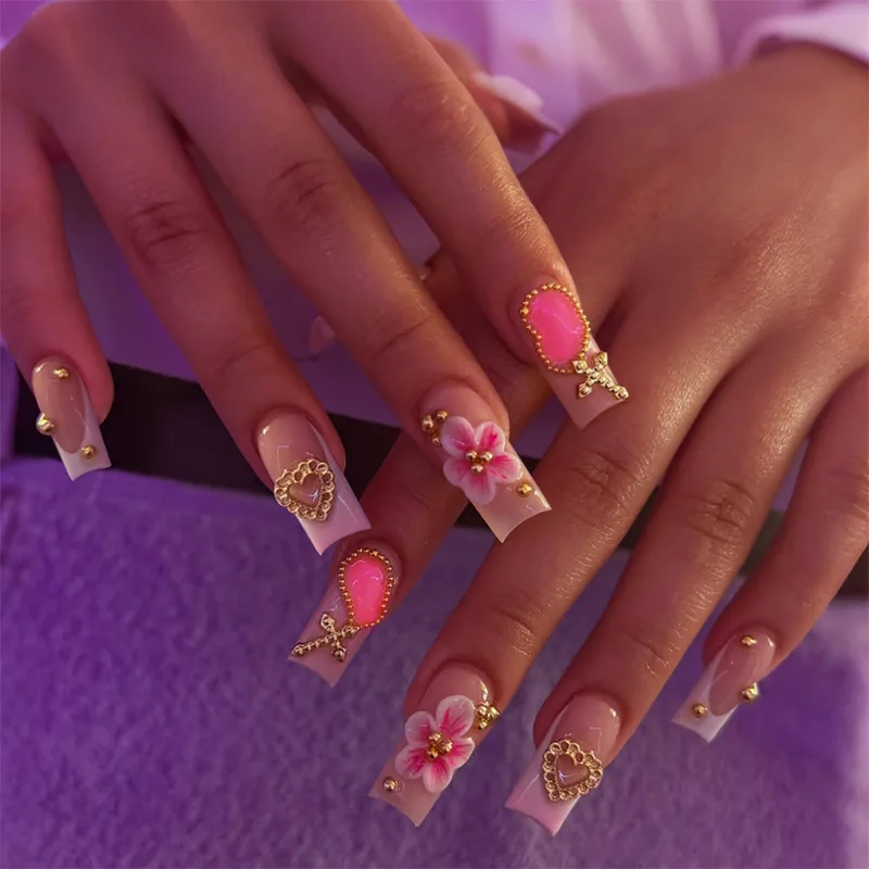 B7824 — Press-On Nails product photo 1