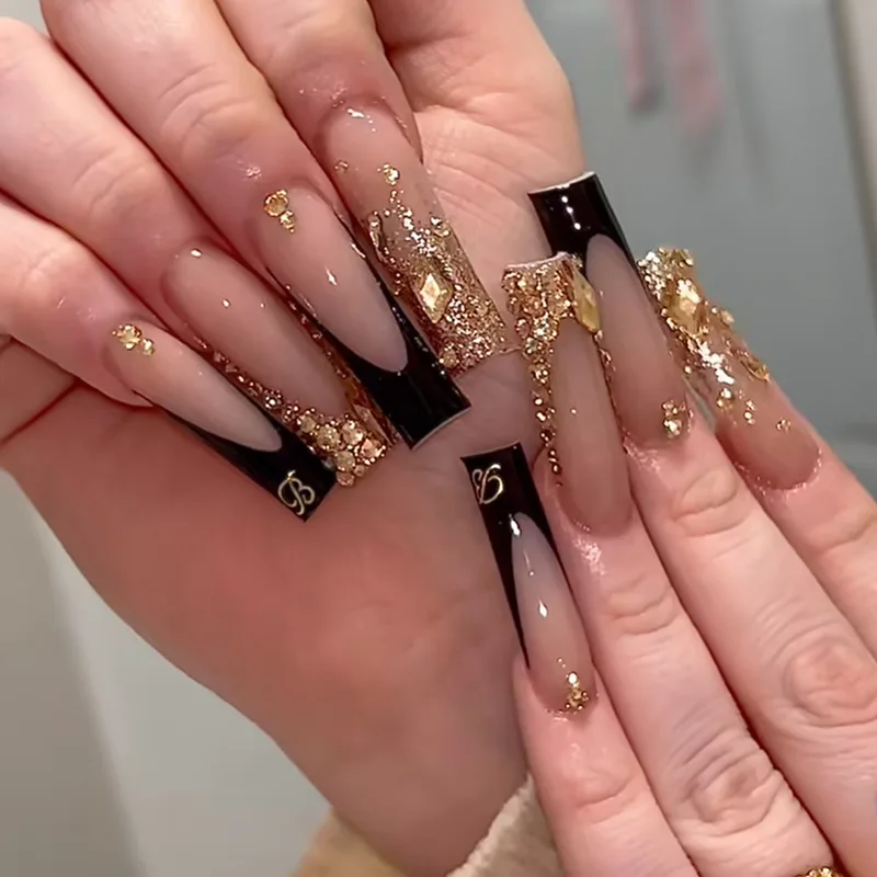 B8704 — Press-On Nails product photo 1