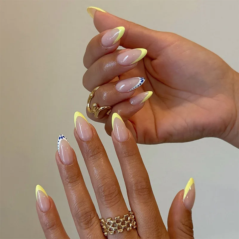 B1332 — Press-On Nails product photo 1