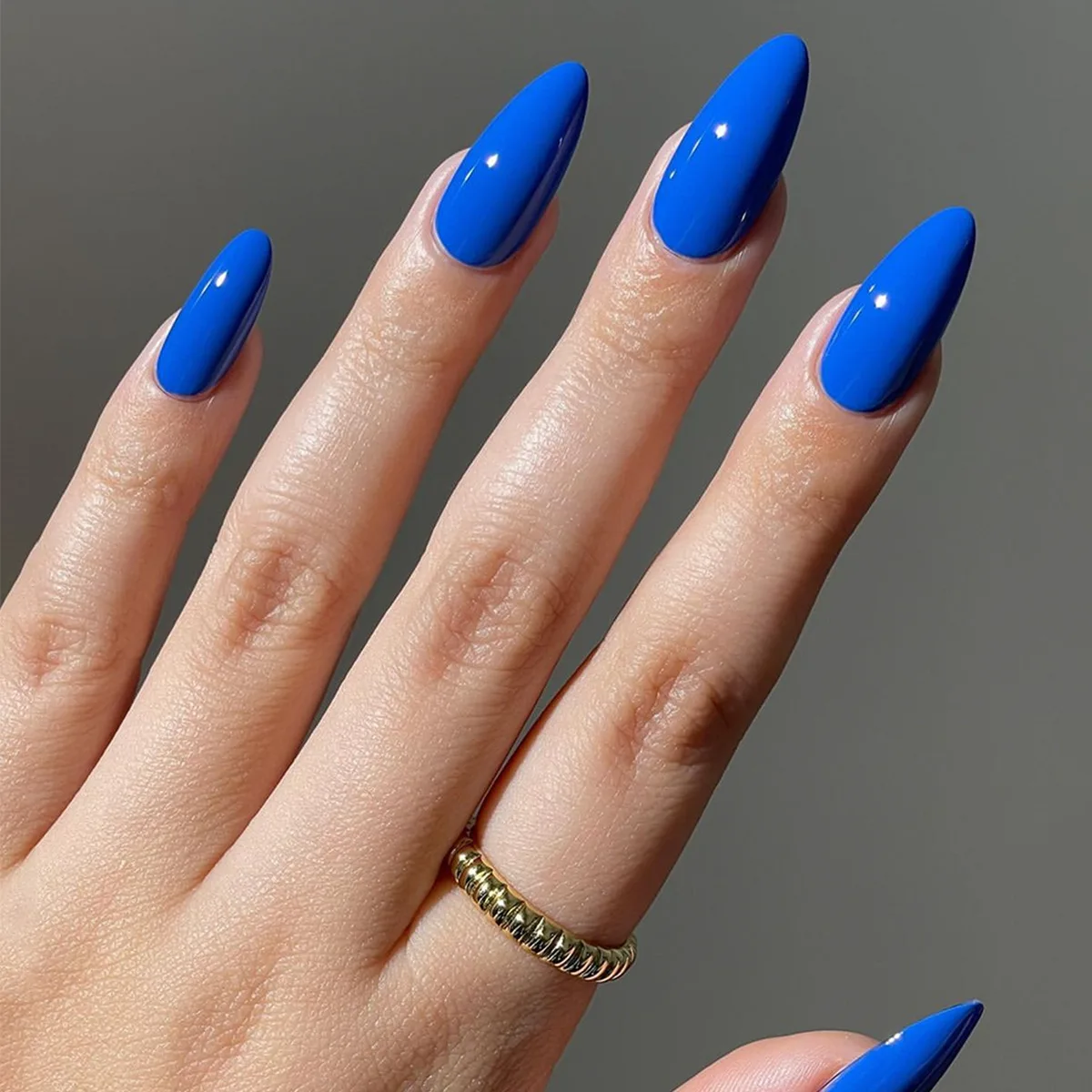 B7406 — Press-On Nails product photo 1