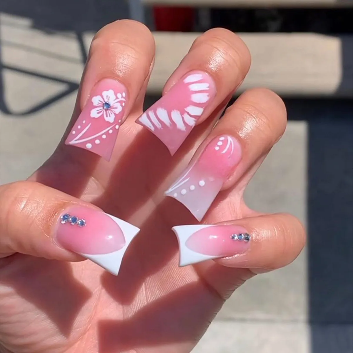 B1660 — Press-On Nails product photo 1