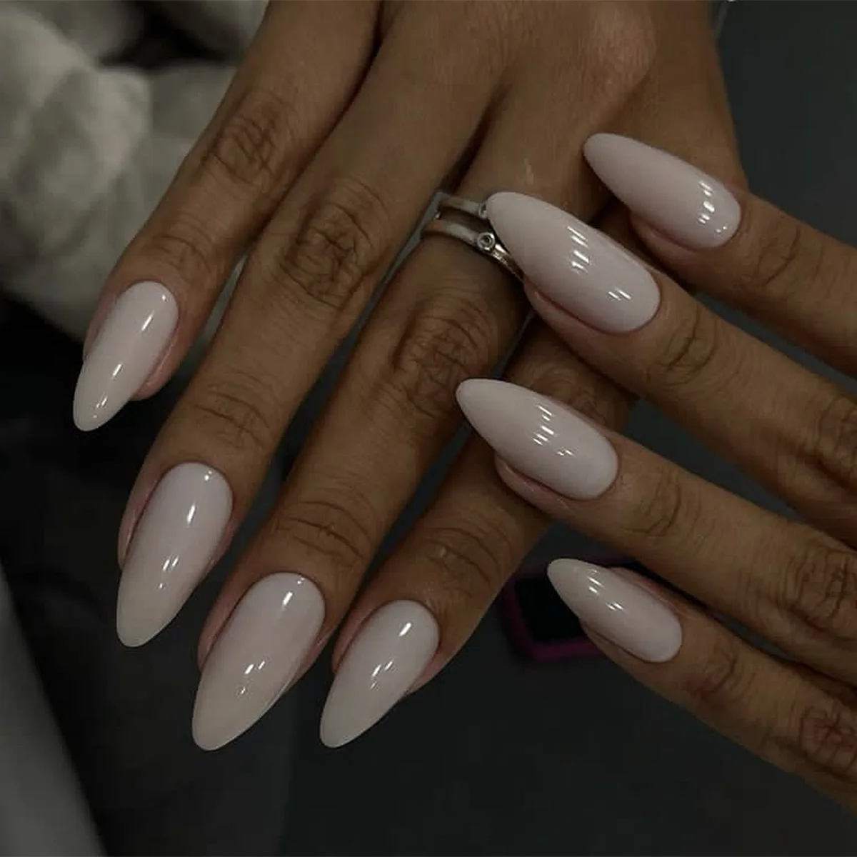 B4944 — Press-On Nails product photo 1