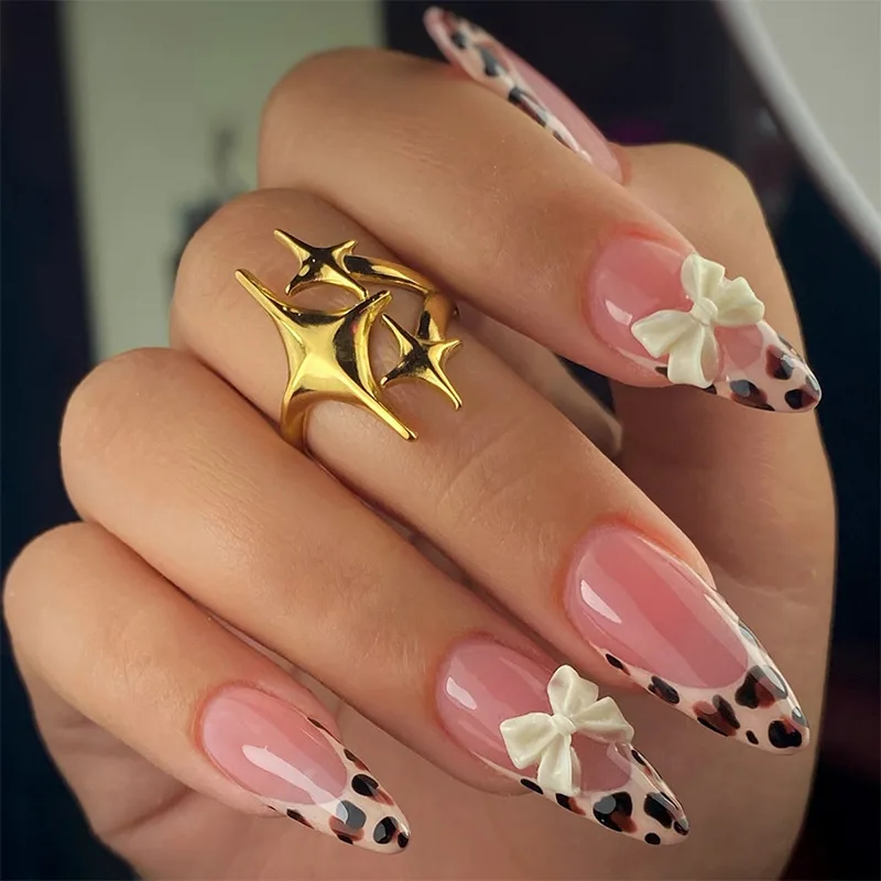 B1533 — Press-On Nails product photo 1