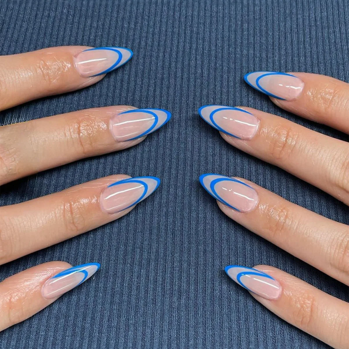 B6865 — Press-On Nails product photo 1