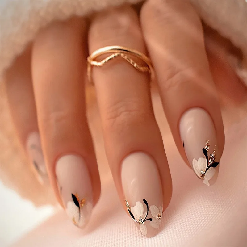 B8064 — Press-On Nails product photo 1