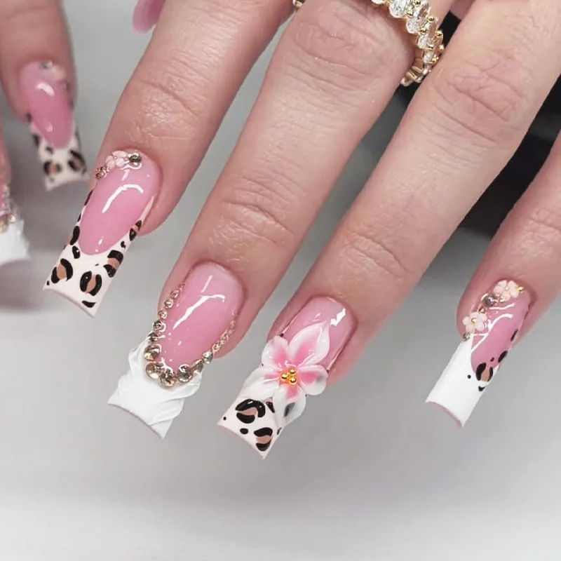 B6100 — Press-On Nails product photo 1