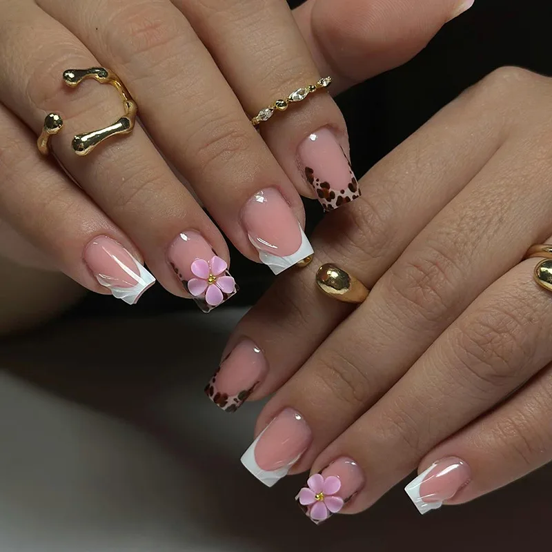 B8469 — Press-On Nails product photo 1