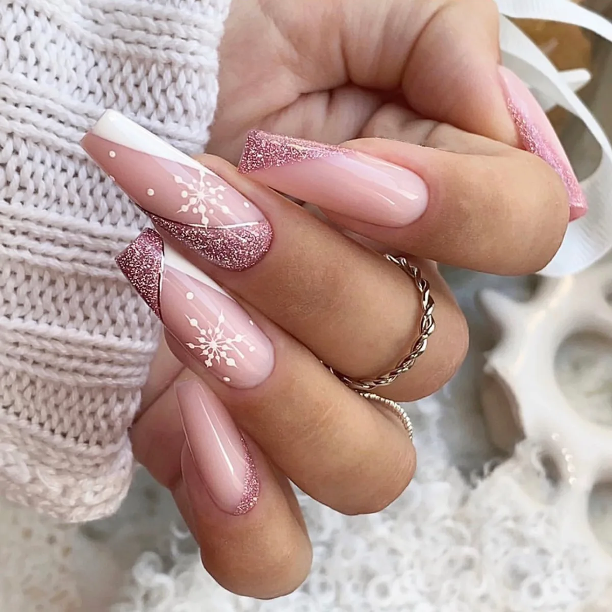 B8360 — Press-On Nails product photo 1