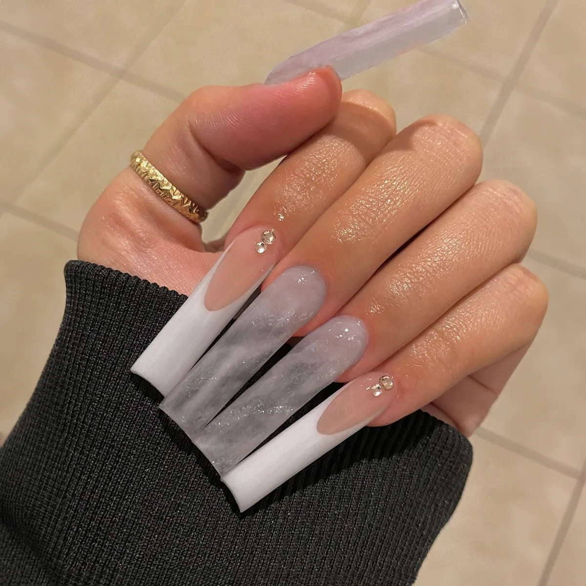 B4329 — Press-On Nails product photo 1