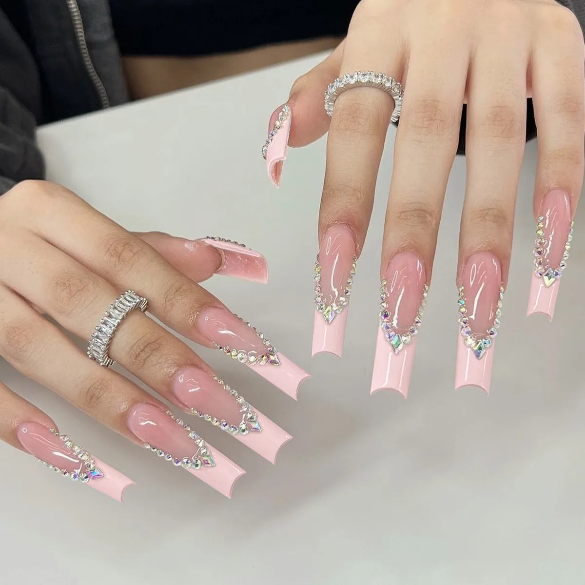 B1081 — Press-On Nails product photo 1