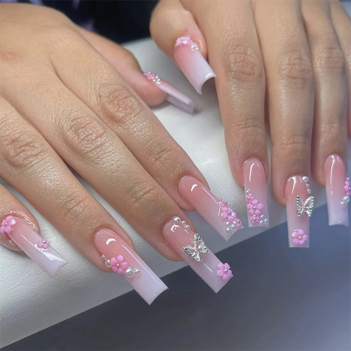 B4788 — Press-On Nails product photo 1