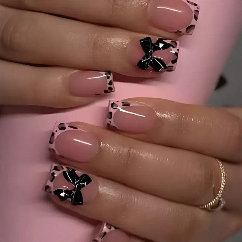 B7384 — Press-On Nails product photo 1