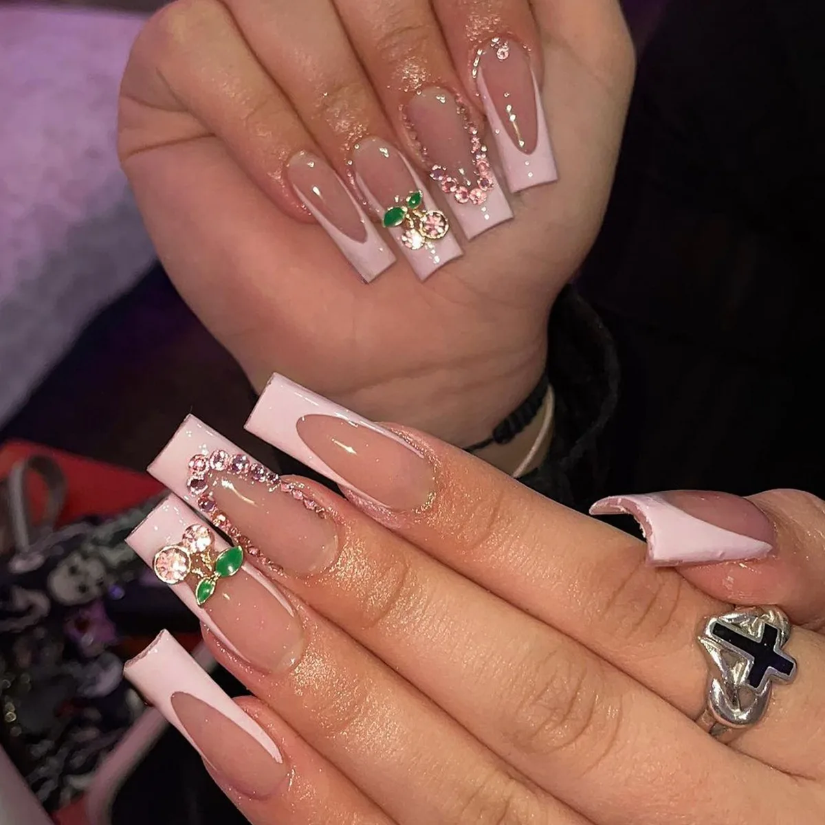 B6579 — Press-On Nails product photo 1