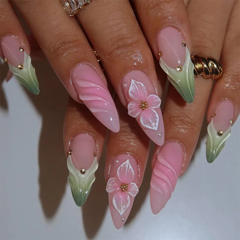 B9647 — Press-On Nails product photo 1