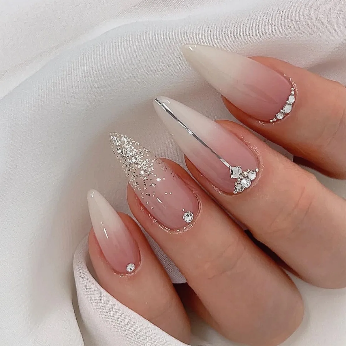 B5314 — Press-On Nails product photo 1