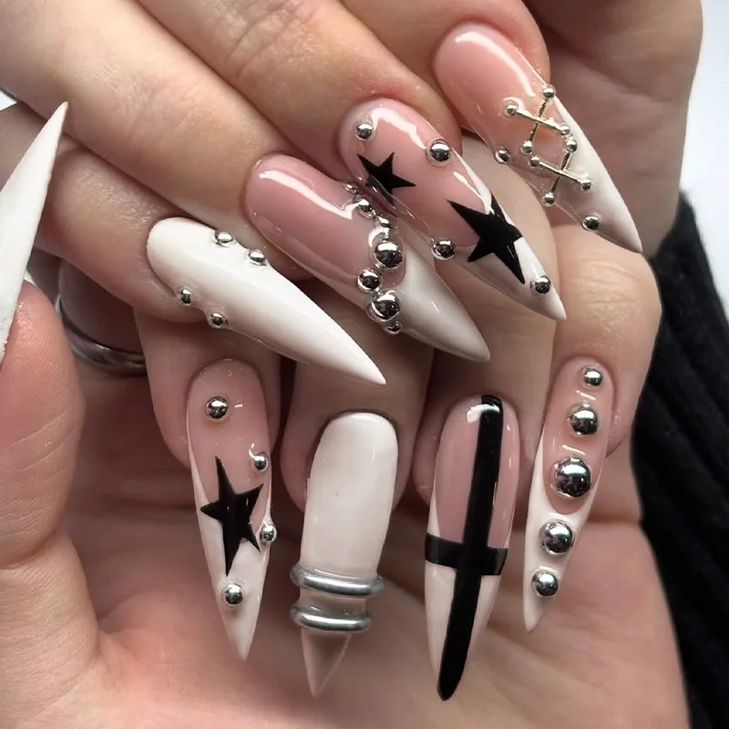 B4678 — Press-On Nails product photo 1