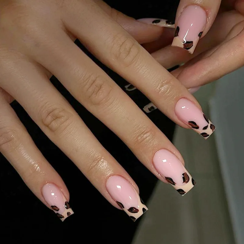 B4846 — Press-On Nails product photo 1