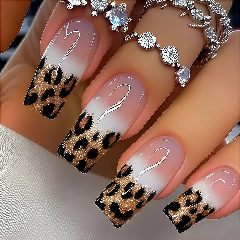 B8498 — Press-On Nails product photo 1