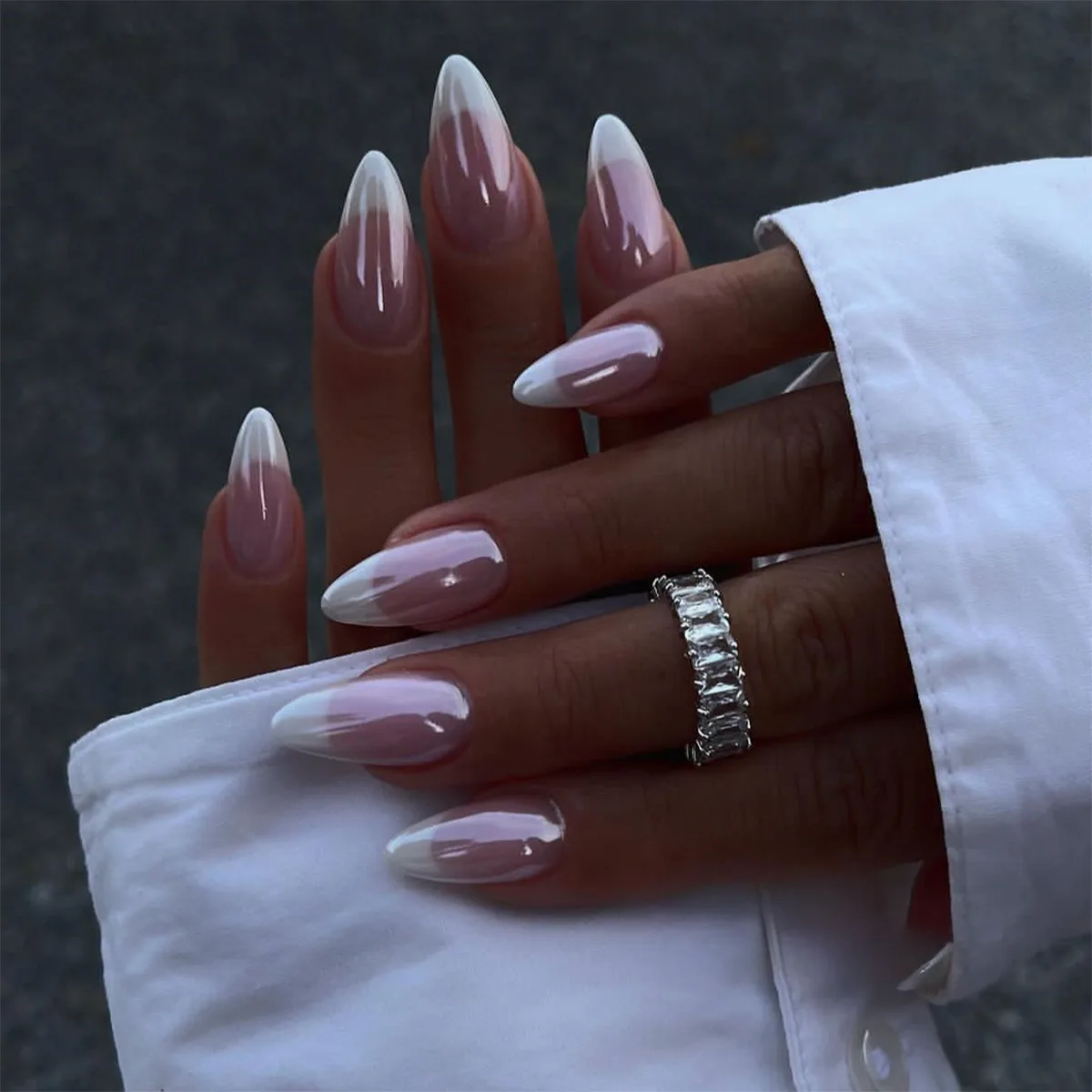 B9192 — Press-On Nails product photo 1