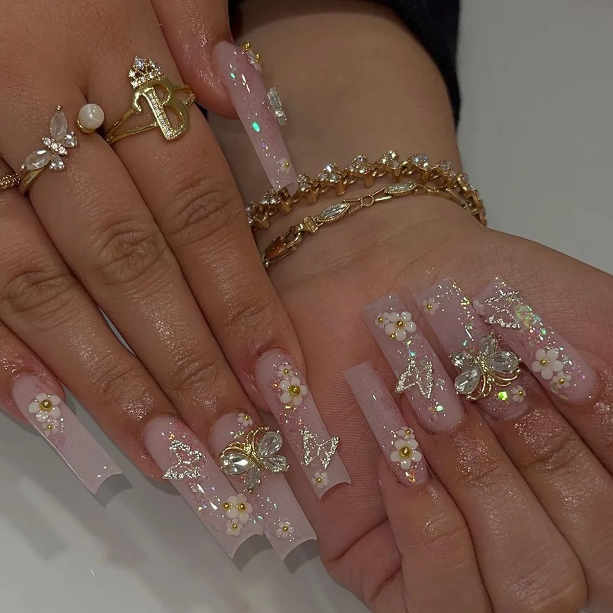 B6756 — Press-On Nails product photo 1