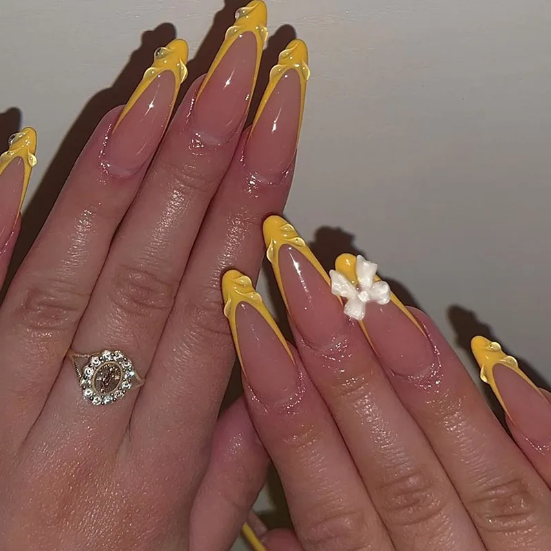 B8225 — Press-On Nails product photo 1