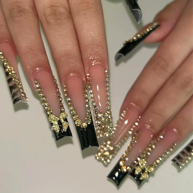 B9746 — Press-On Nails product photo 1