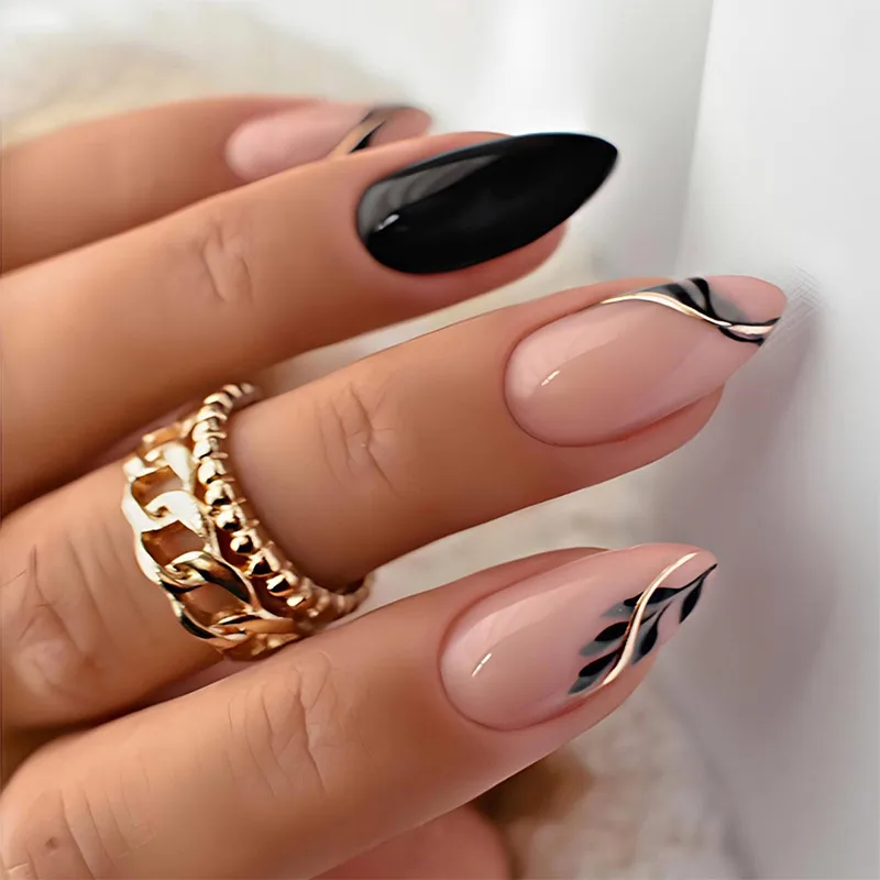 B4432 — Press-On Nails product photo 1