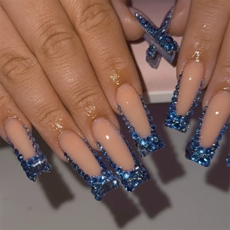 B7992 — Press-On Nails product photo 1