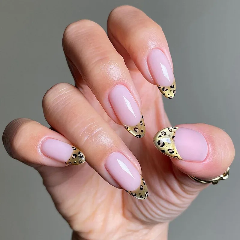 B4982 — Press-On Nails product photo 1