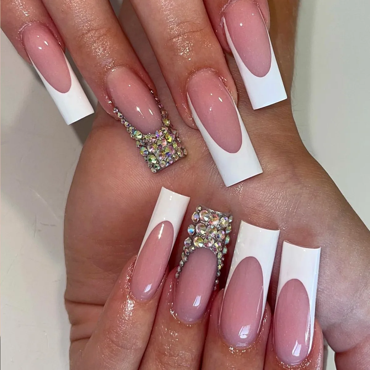 B0184 — Press-On Nails product photo 1