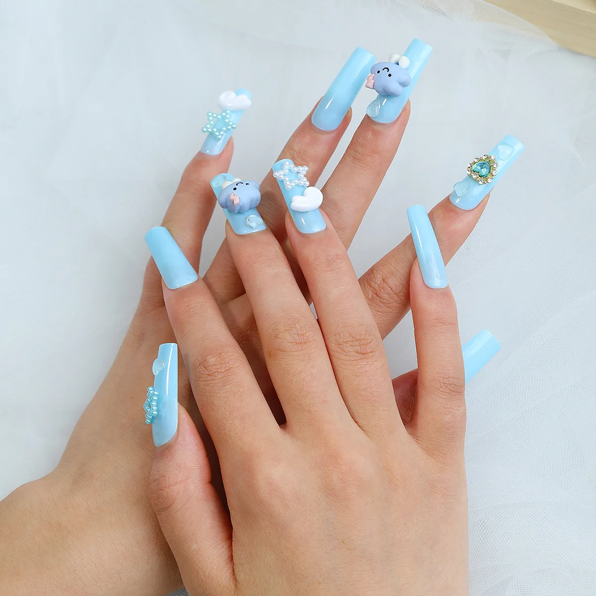 B0105 — Press-On Nails product photo 1