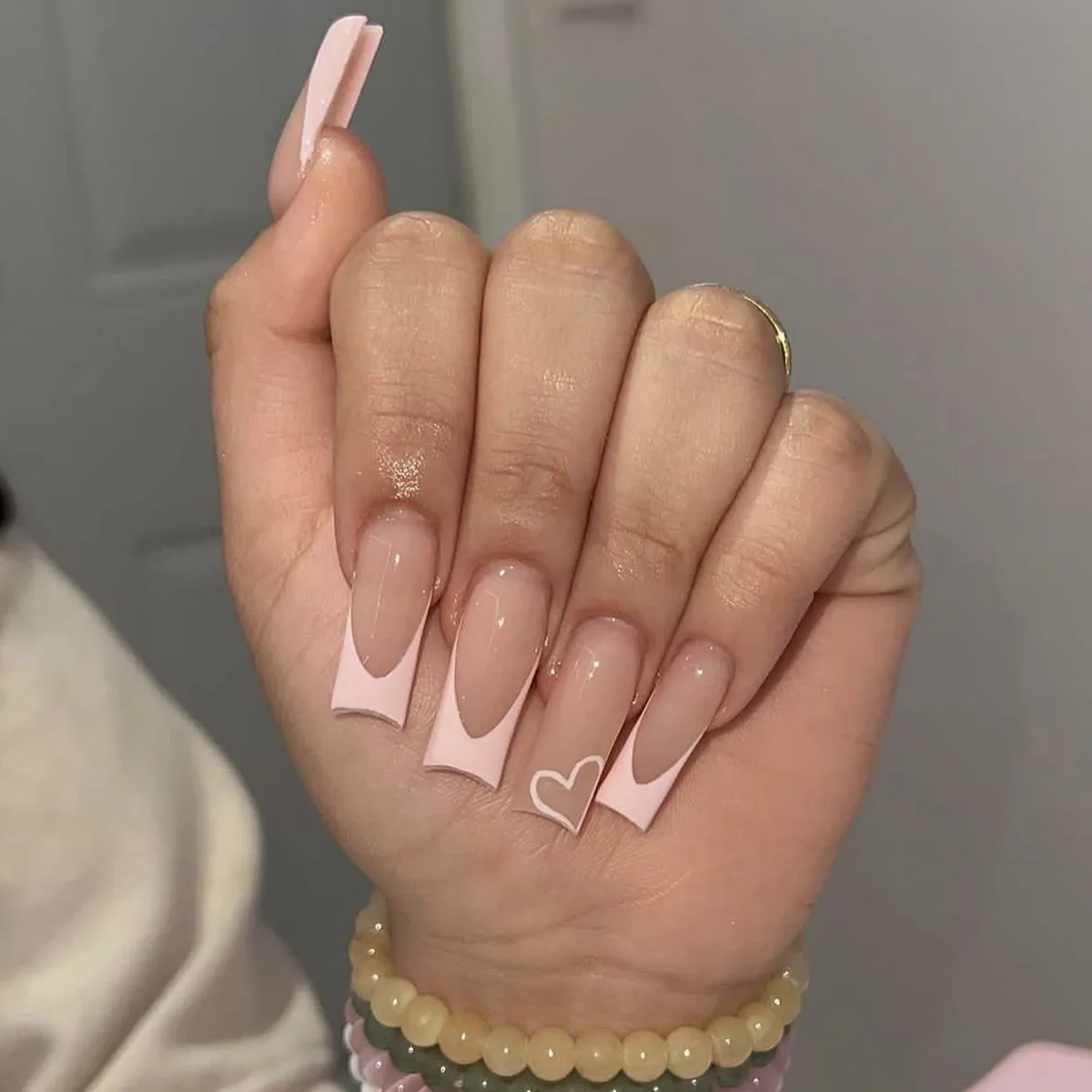 B2192 — Press-On Nails product photo 1
