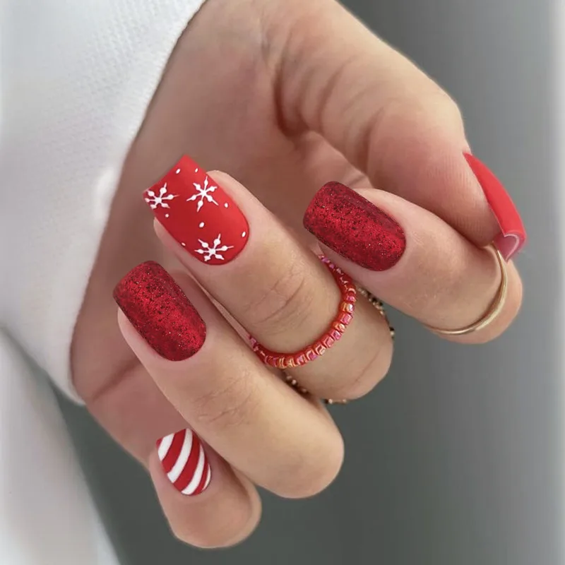 B4422 — Press-On Nails product photo 1