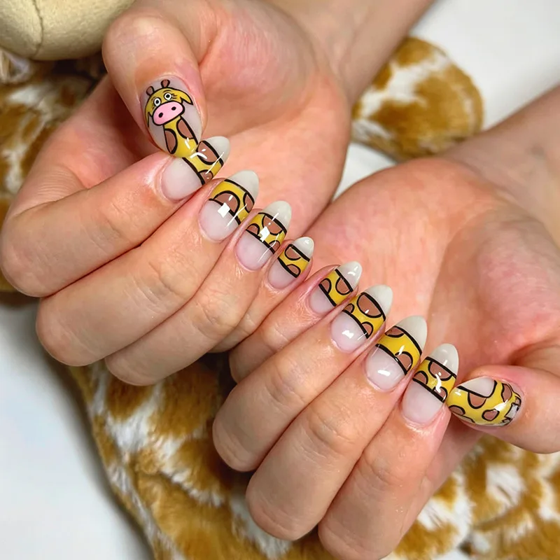 B0281 — Press-On Nails product photo 1