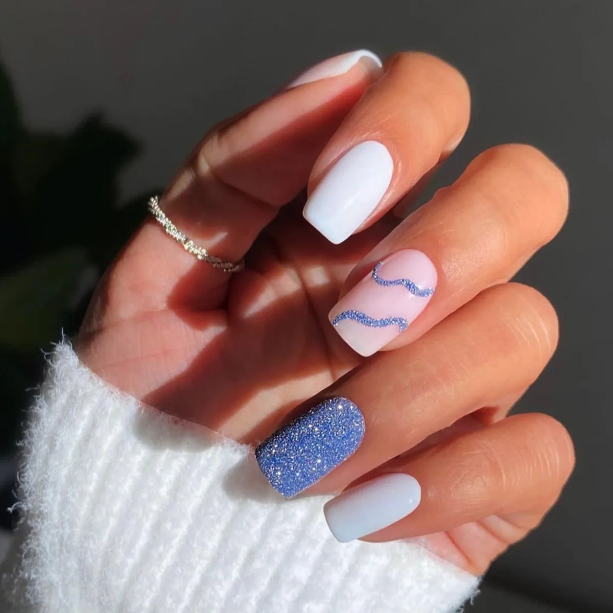 B9209 — Press-On Nails product photo 1