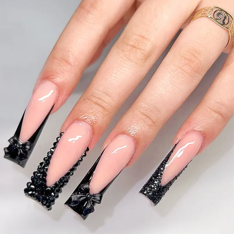 B6226 — Press-On Nails product photo 1