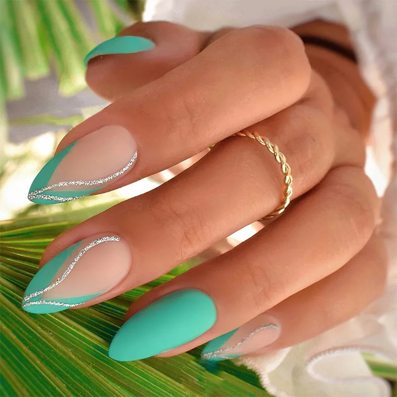 B7942 — Press-On Nails product photo 1