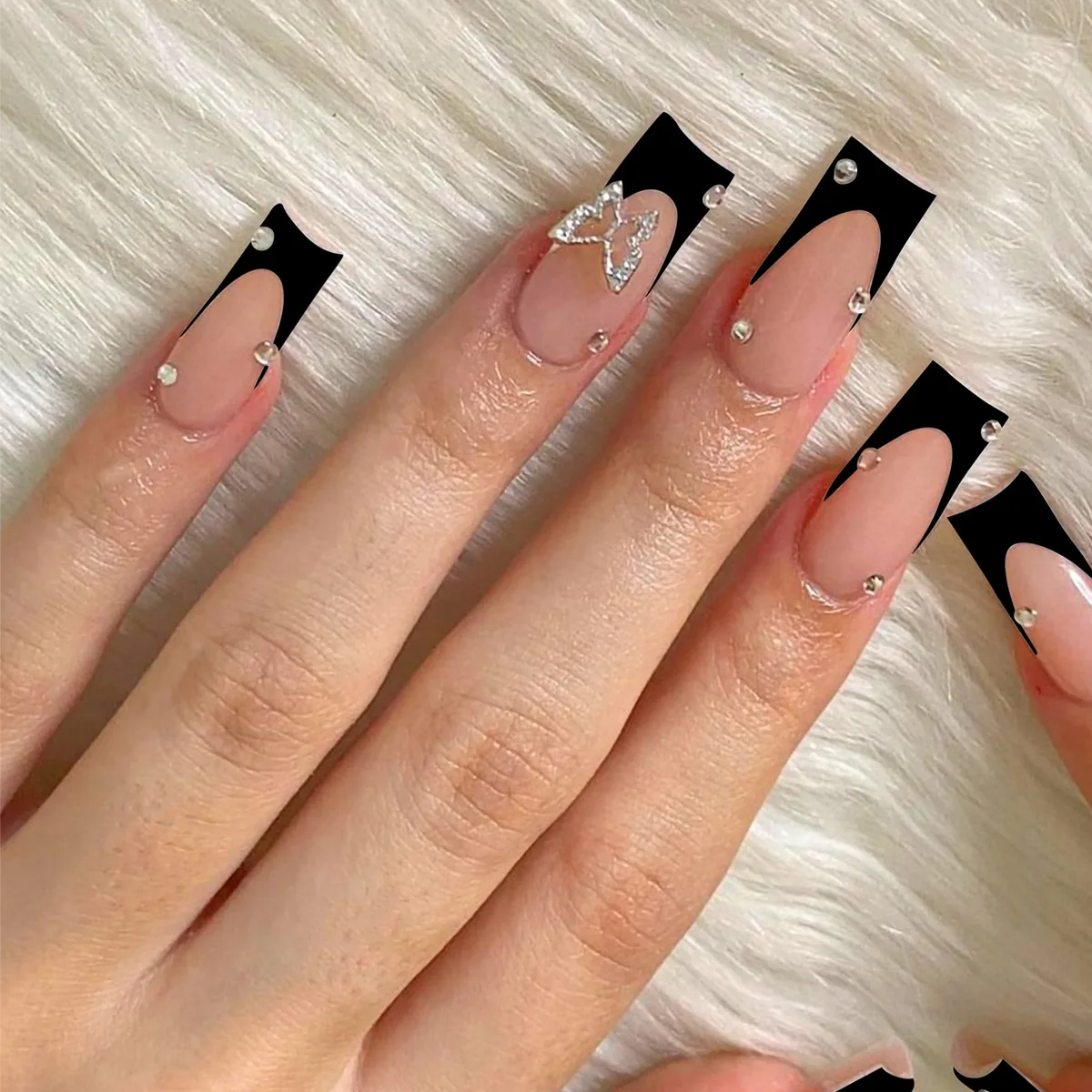 B4623 — Press-On Nails product photo 1