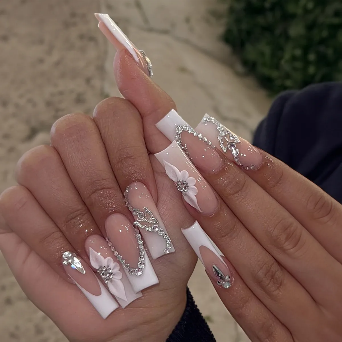 B8833 — Press-On Nails product photo 1