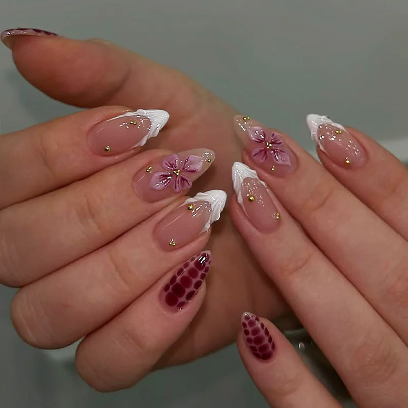 B4772 — Press-On Nails product photo 1