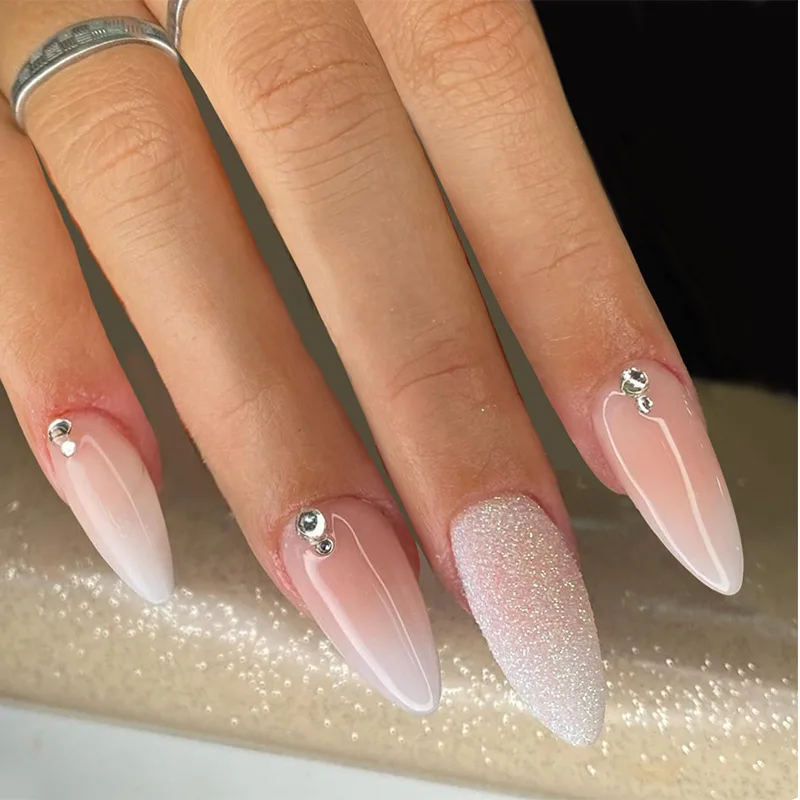 B0675 — Press-On Nails product photo 1