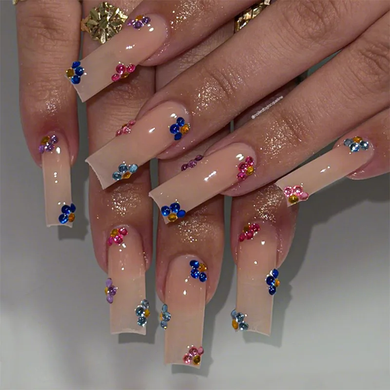 B6633 — Press-On Nails product photo 1
