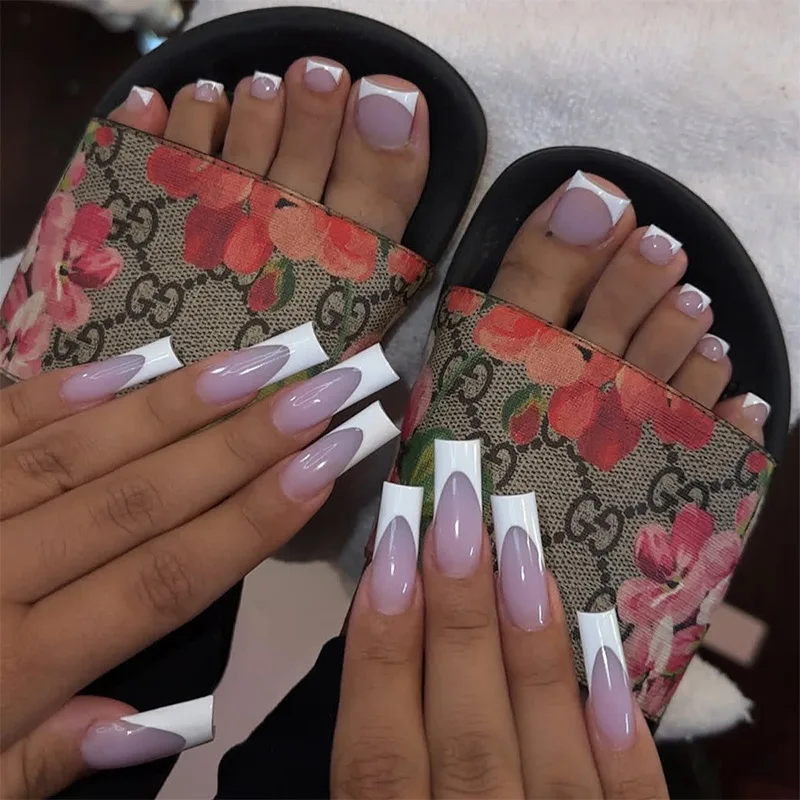 B8390 — Press-On Nails product photo 1