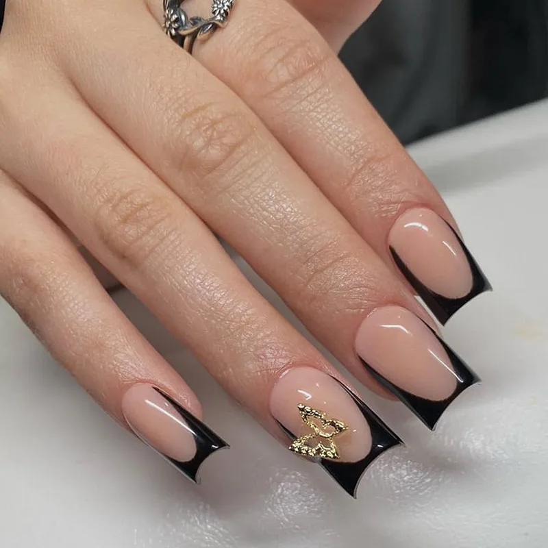 B7108 — Press-On Nails product photo 1