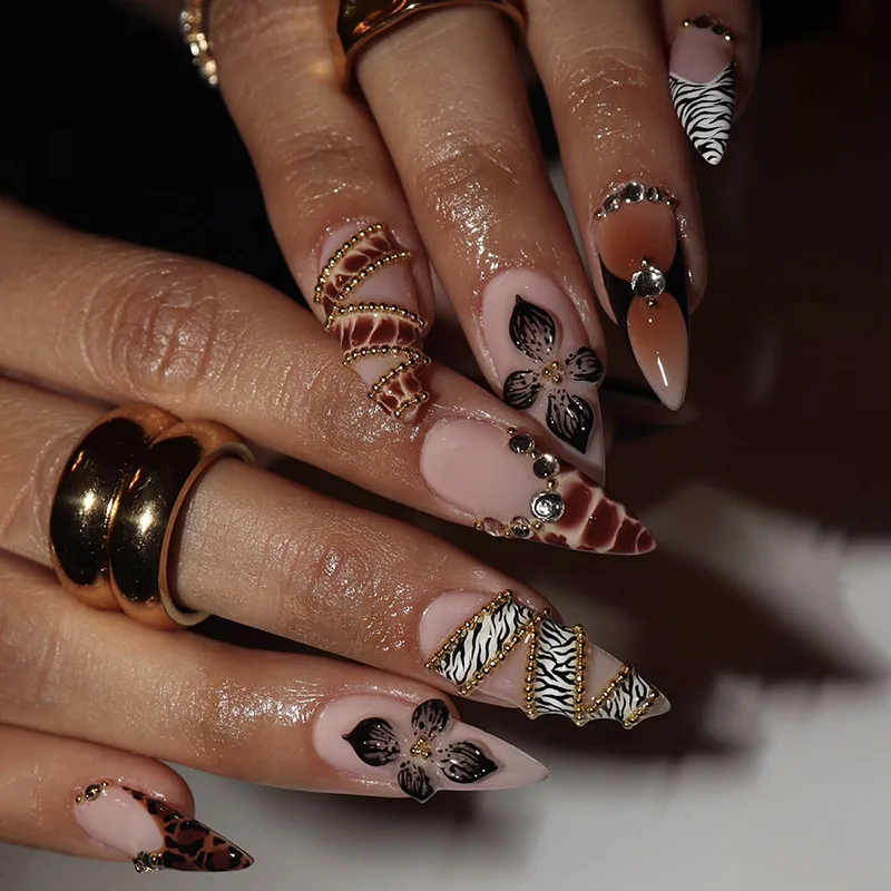 B5644 — Press-On Nails product photo 1