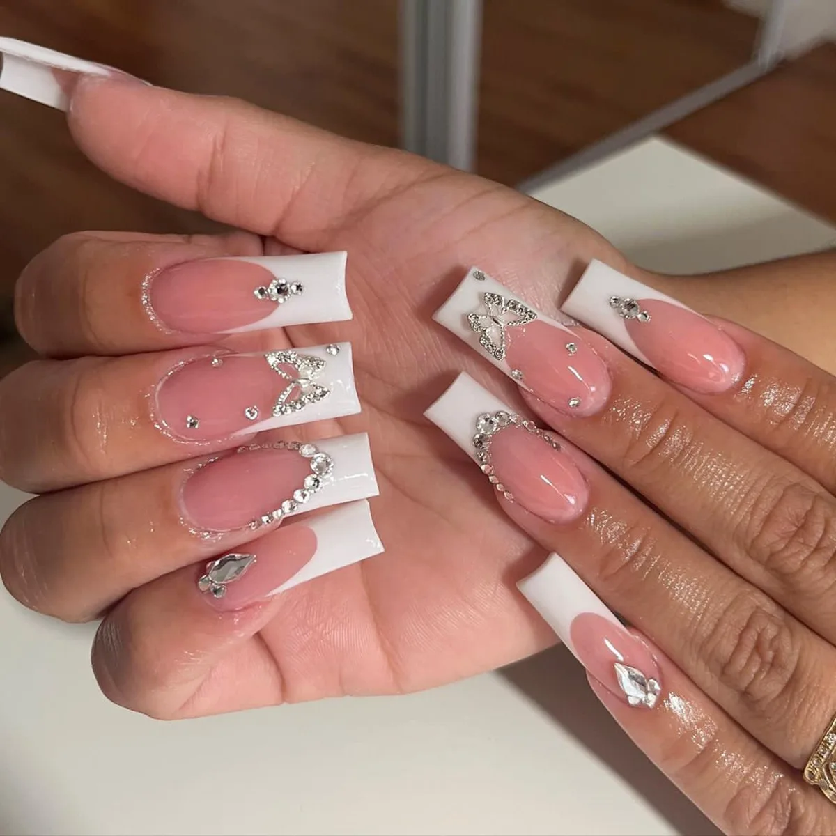 B5727 — Press-On Nails product photo 1