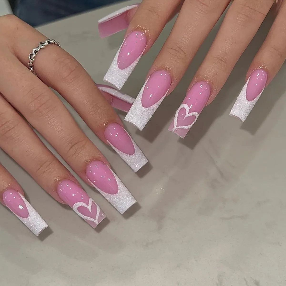 B5649 — Press-On Nails product photo 1